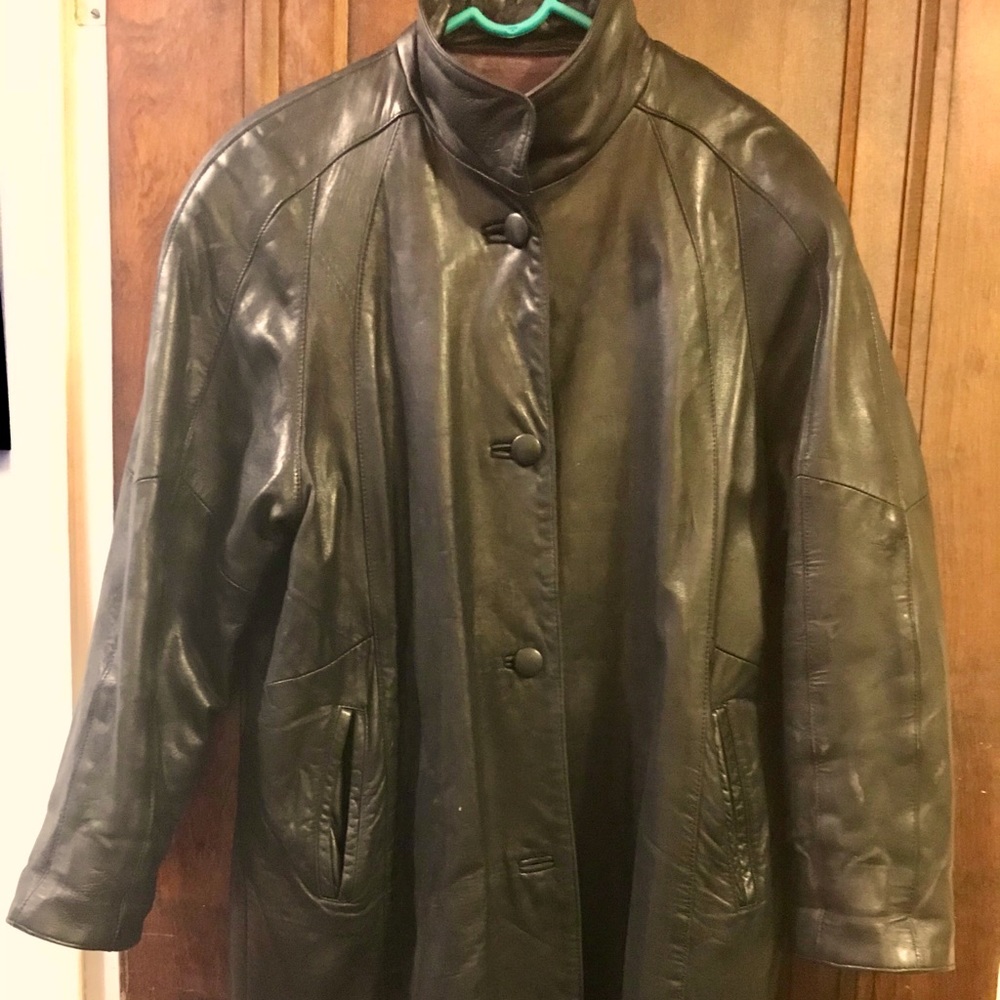 Angelina David Kadosh women’s black leather jacket